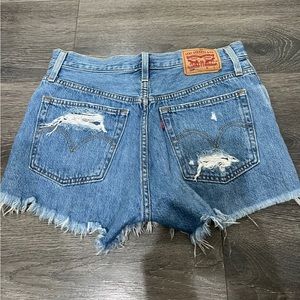 501 Levi shorts
